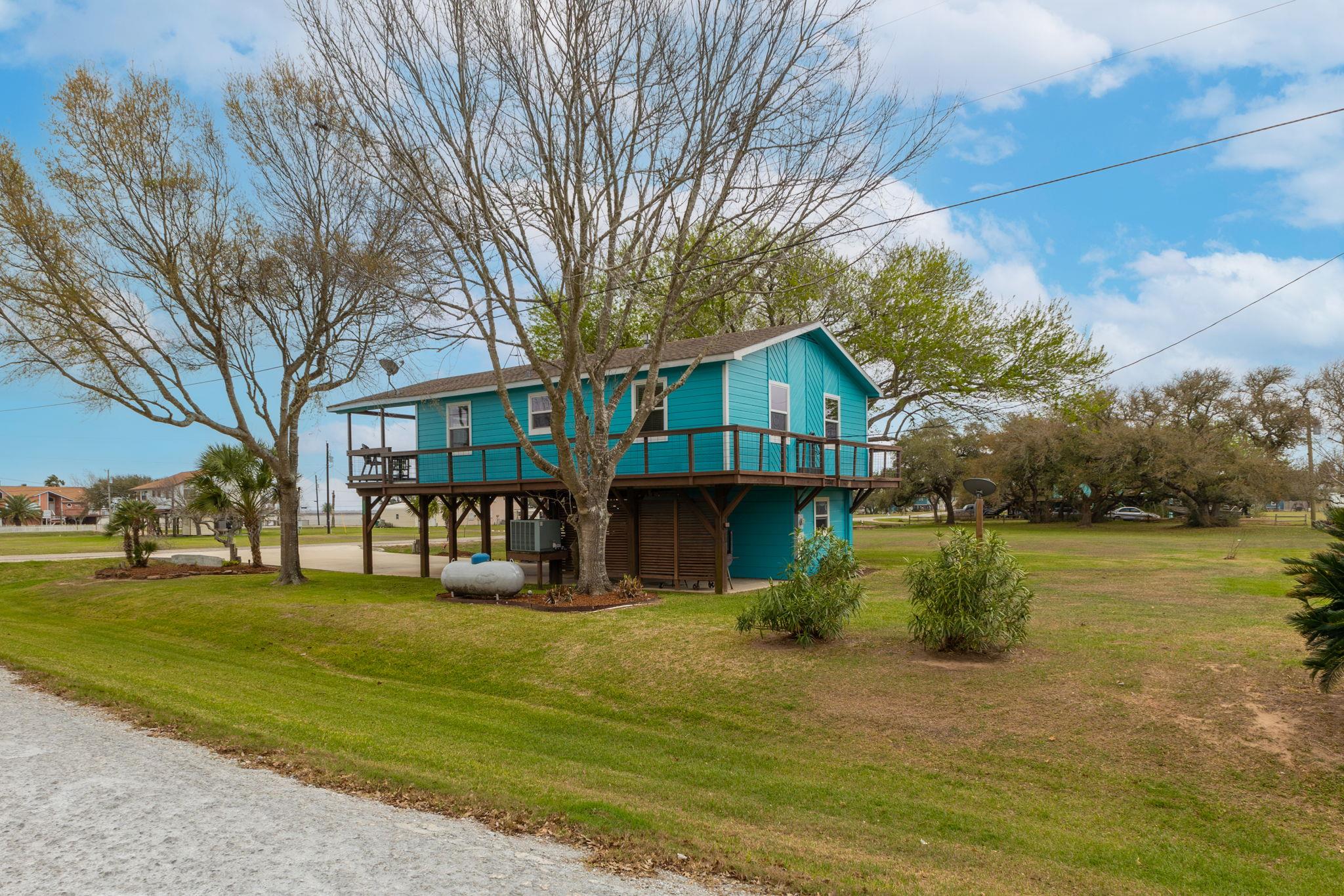 1941 Bayview Drive Palacios TX 77465