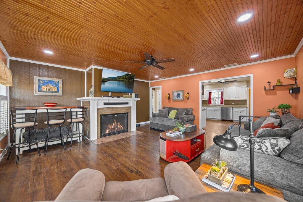 312 Gerald Drive Blanco TX 78606