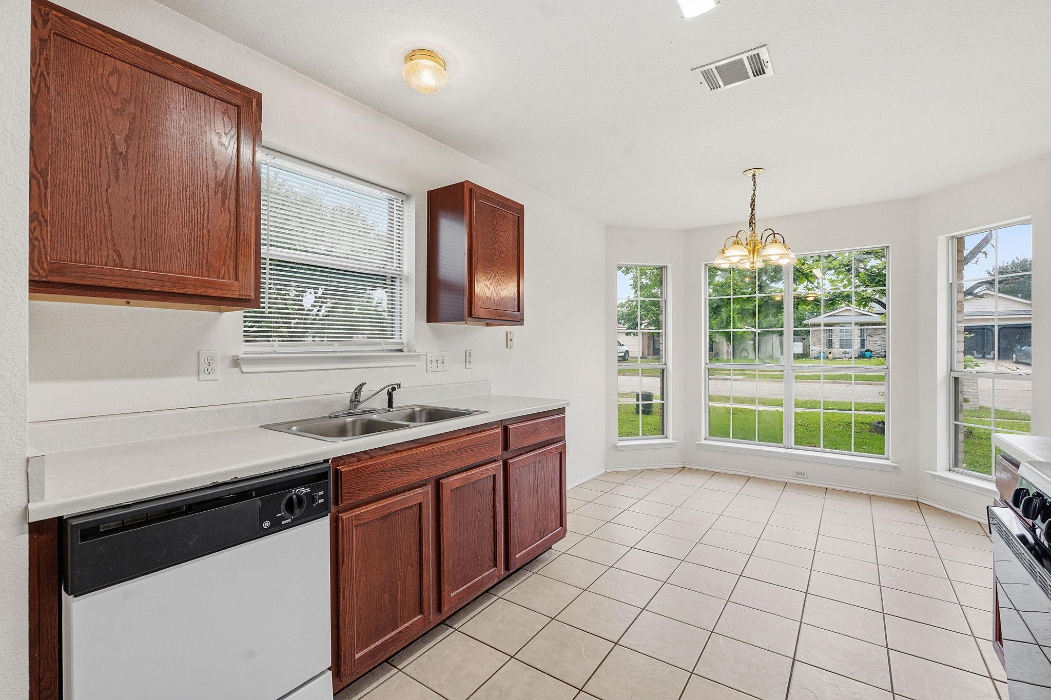 116 Blue Ridge Trail Elgin TX 78621