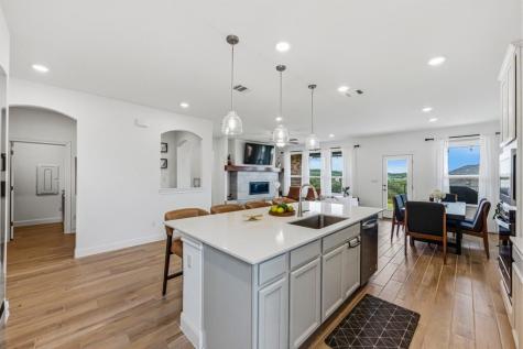 6700 Cliff Rose Drive Spicewood TX 78669