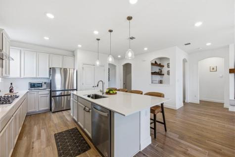 6700 Cliff Rose Drive Spicewood TX 78669