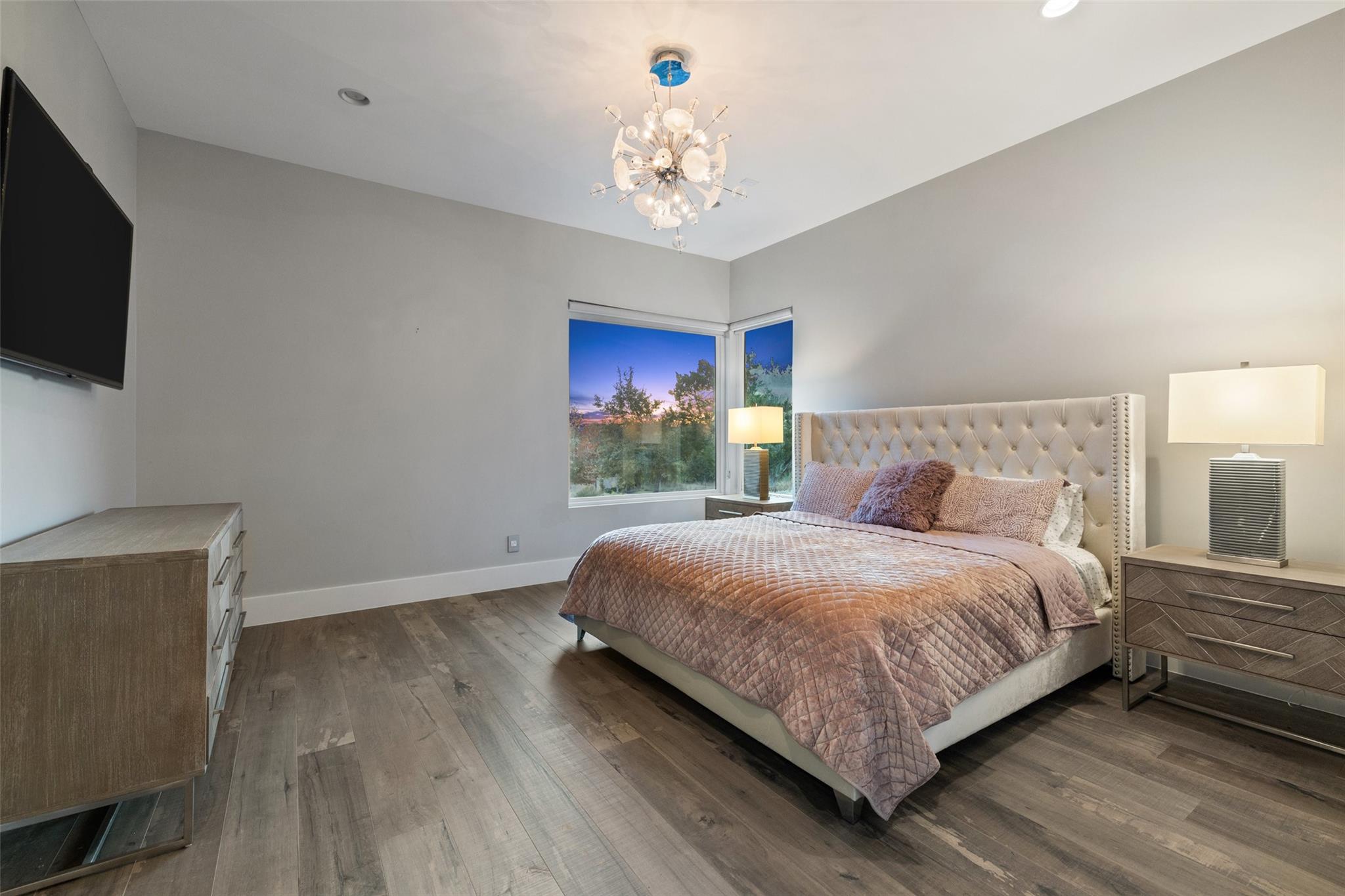 1817 Knights Chance Lane Spicewood TX 78669