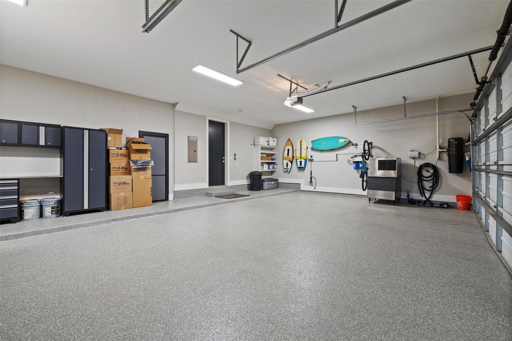 1817 Knights Chance Lane Spicewood TX 78669