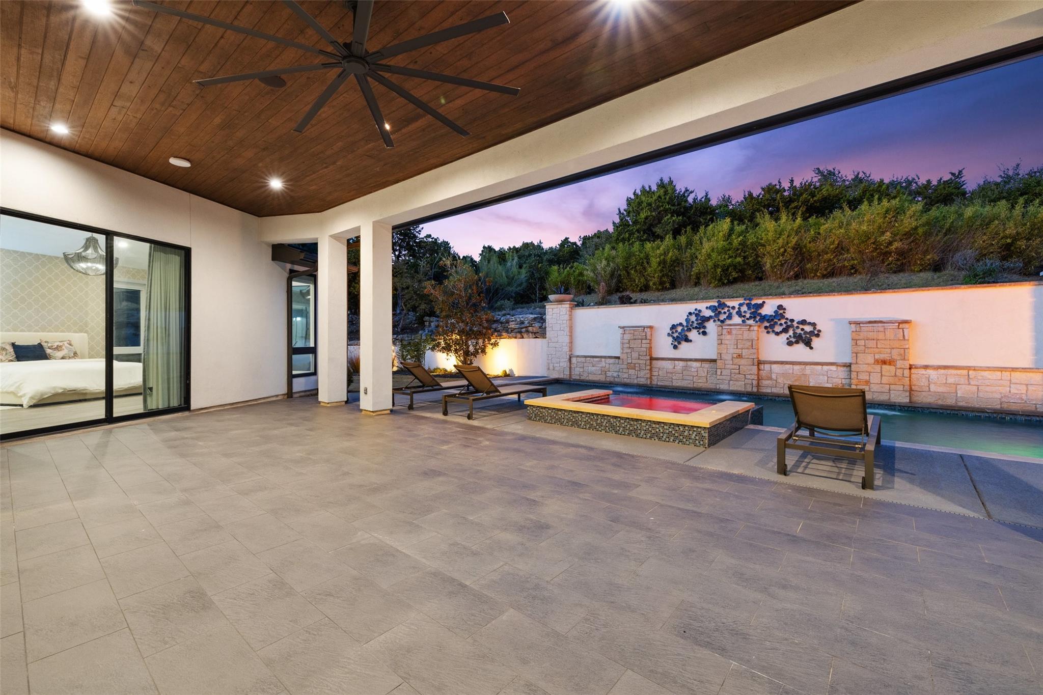 1817 Knights Chance Lane Spicewood TX 78669