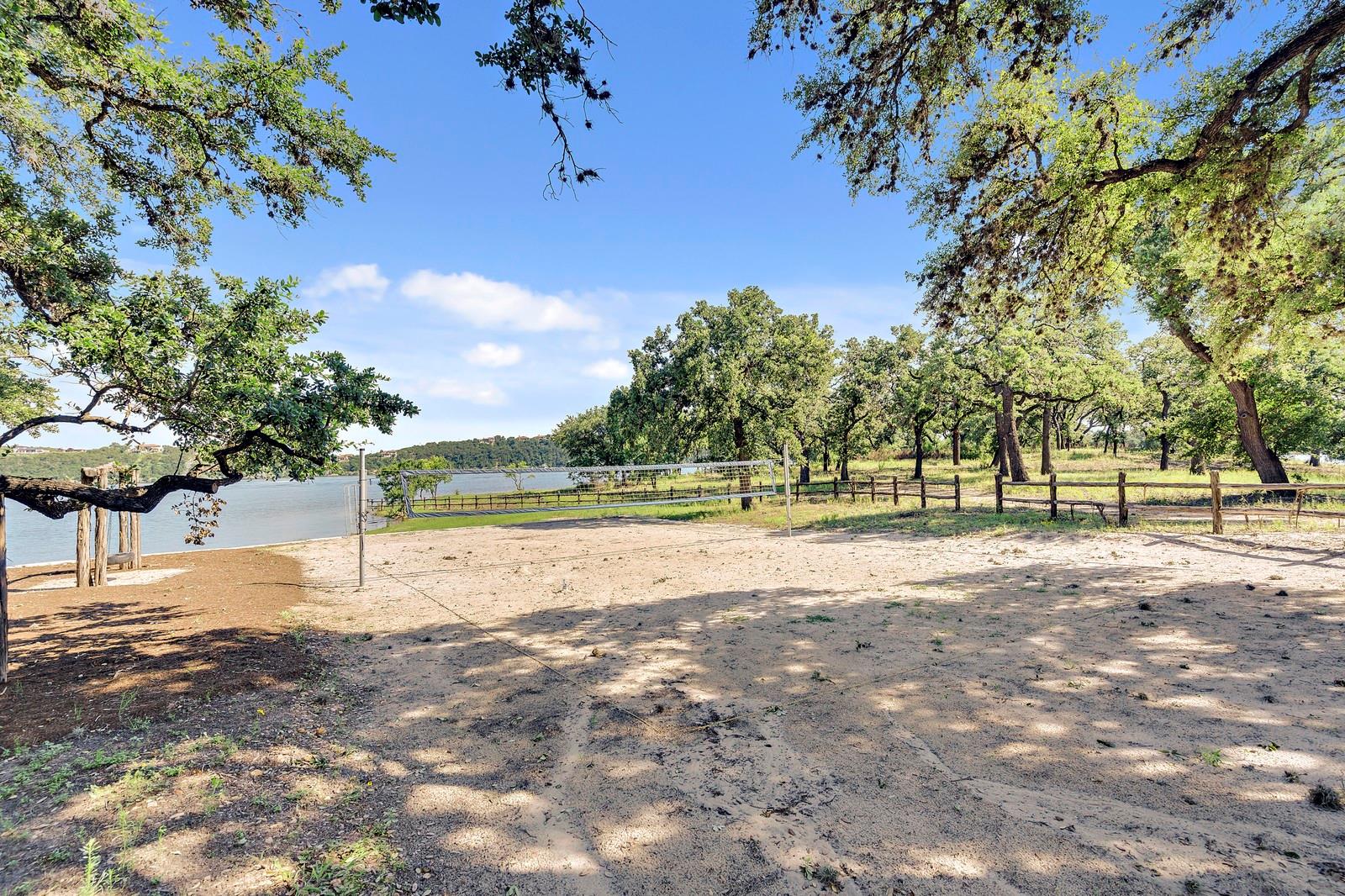 1817 Knights Chance Lane Spicewood TX 78669