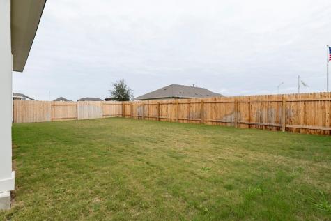 3717 Pin Oak Hills Seguin TX 78155