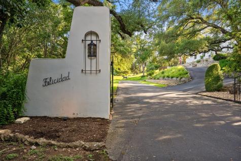 429 Sunfish Street Lakeway TX 78734