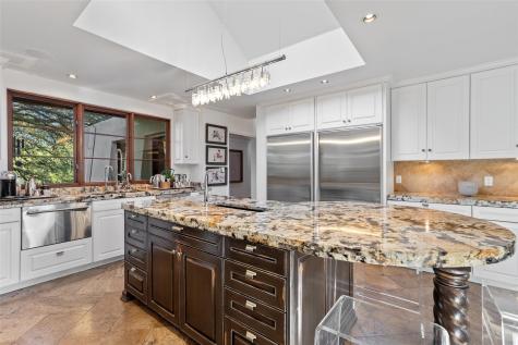 429 Sunfish Street Lakeway TX 78734