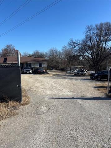 2214 Gardenia Drive Austin TX 78727
