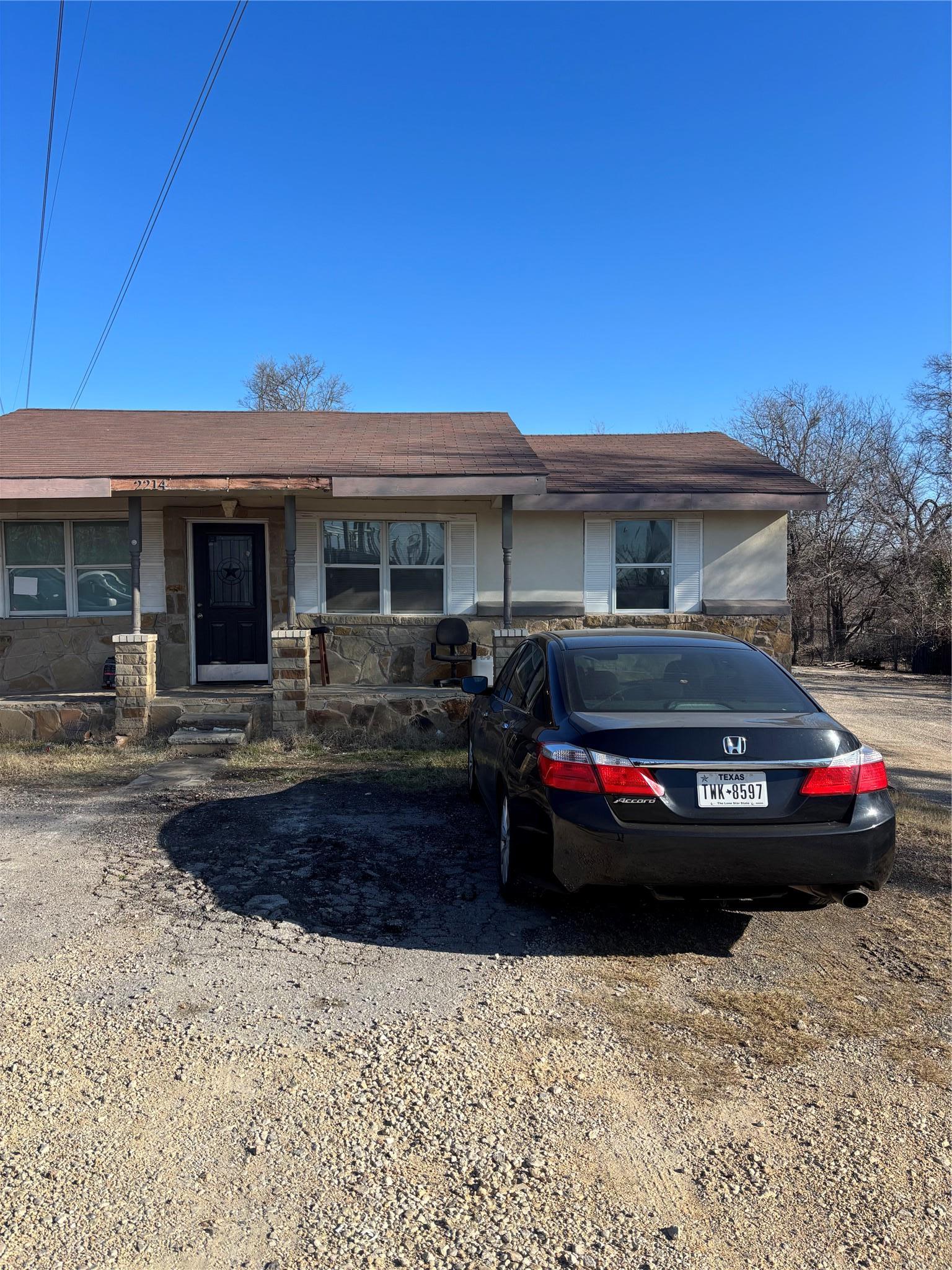 2214 Gardenia Drive Austin TX 78727