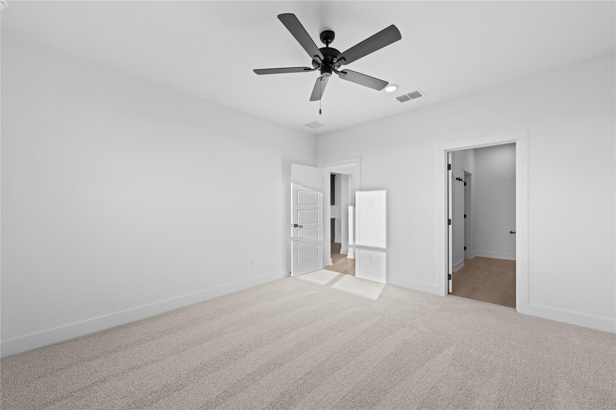 548 Gus Loop Georgetown TX 78626