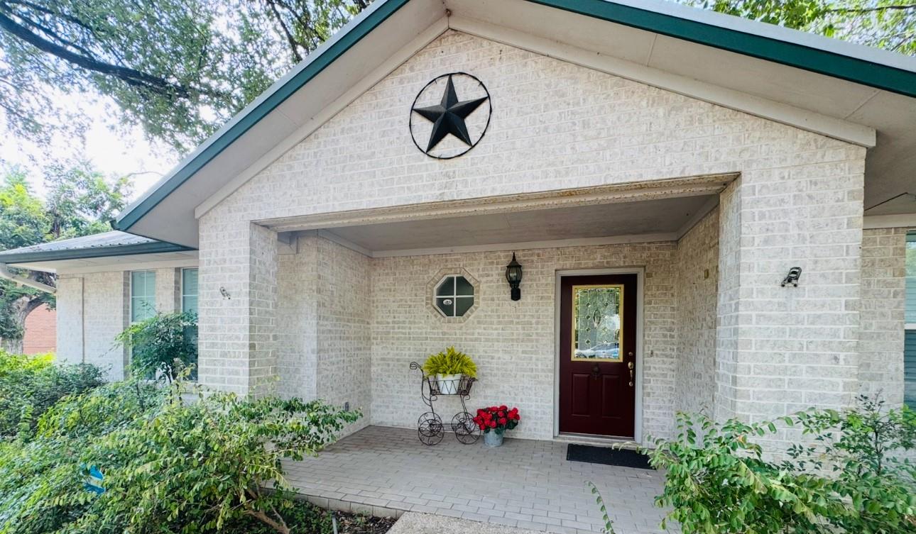 608 Mogonye Lane Elgin TX 78621