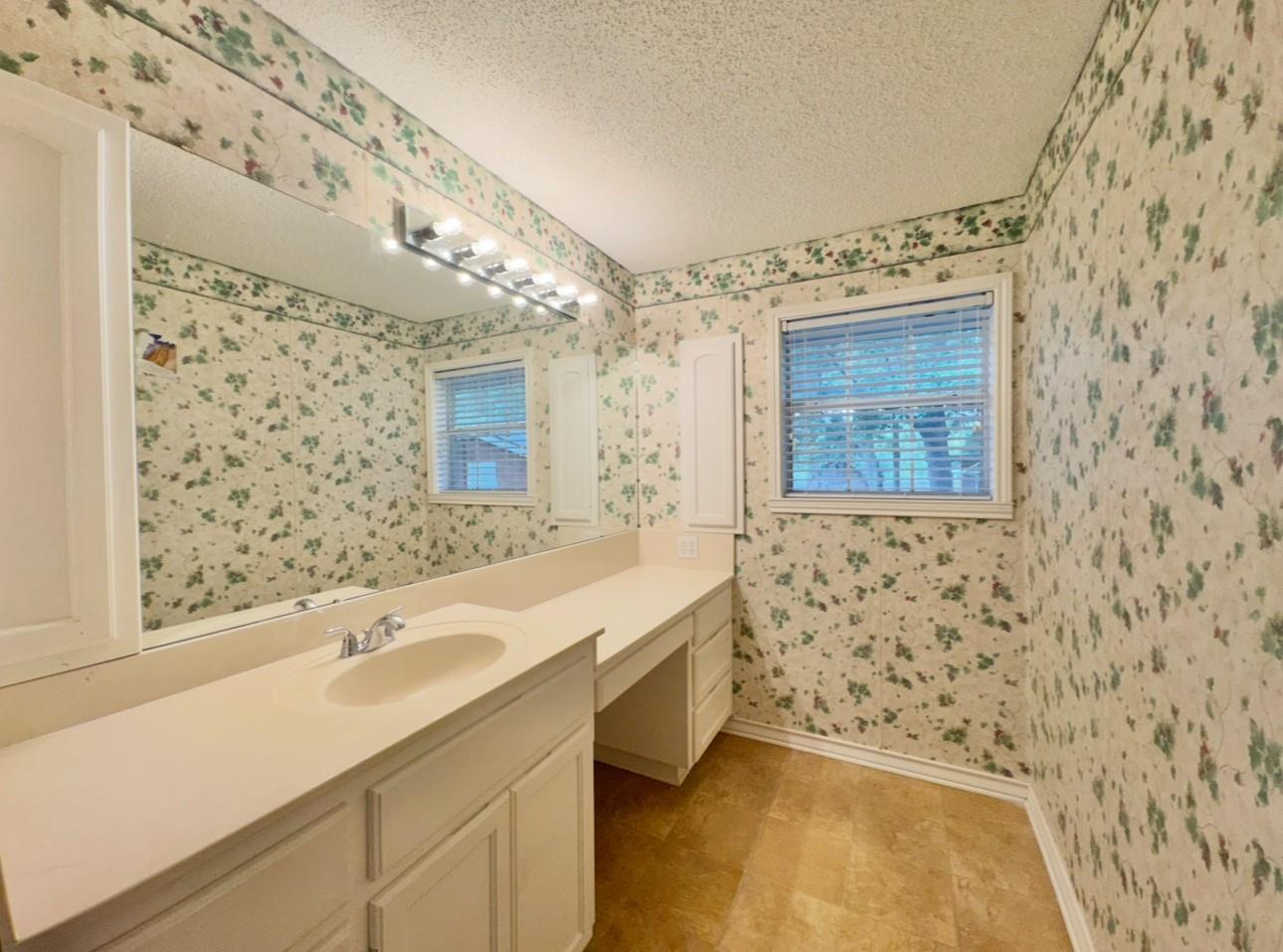 608 Mogonye Lane Elgin TX 78621