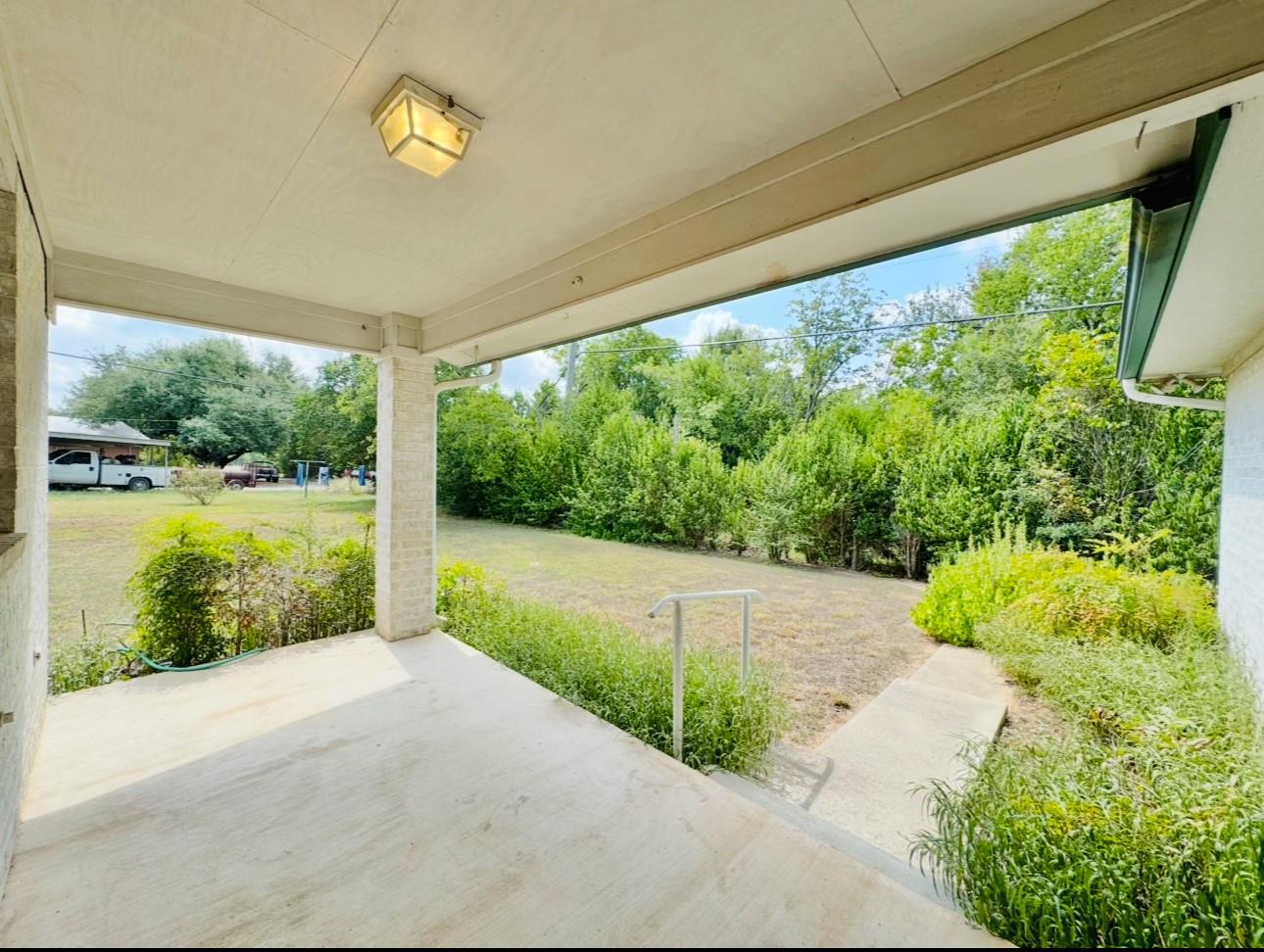 608 Mogonye Lane Elgin TX 78621