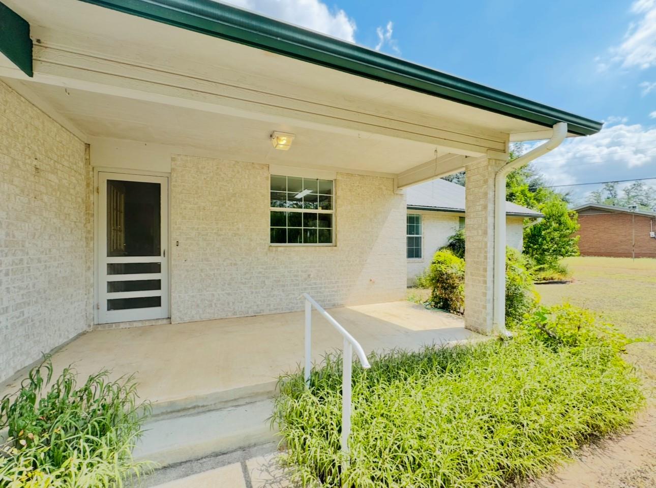 608 Mogonye Lane Elgin TX 78621