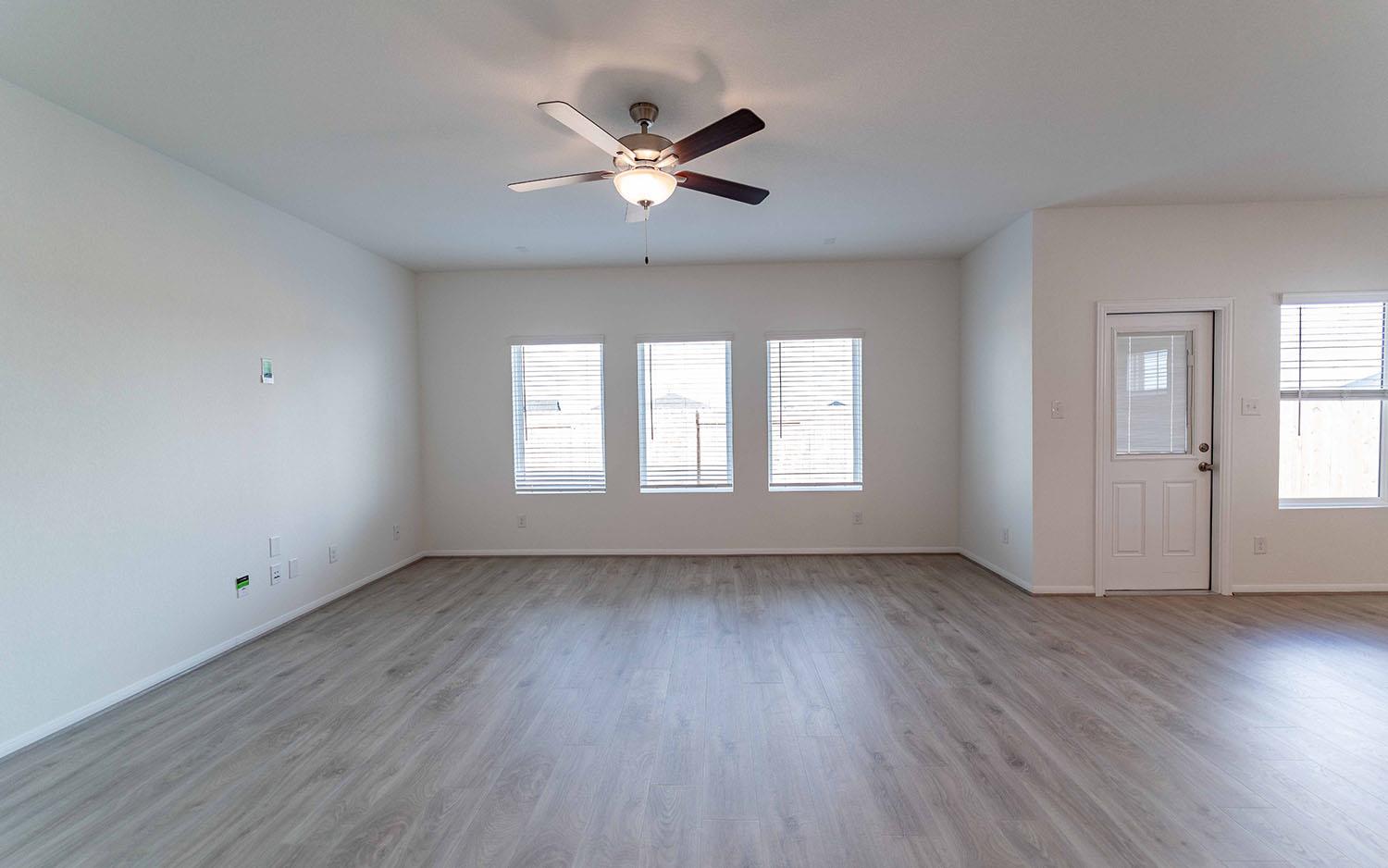 290 Yosemite Drive Kyle TX 78640