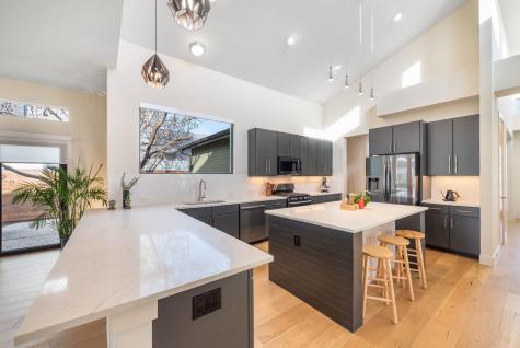 3006 Garden Villa Lane Austin TX 78704