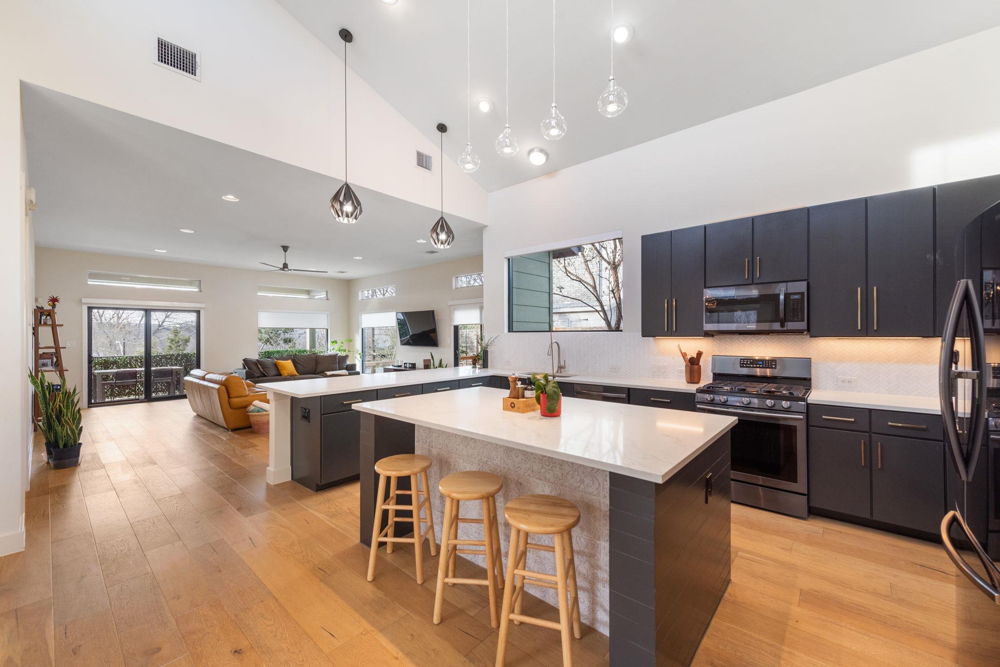 3006 Garden Villa Lane Austin TX 78704