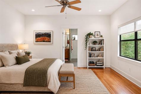 2009 Arthur Lane Austin TX 78704