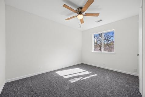117 High Point Boulevard Cedar Creek TX 78612