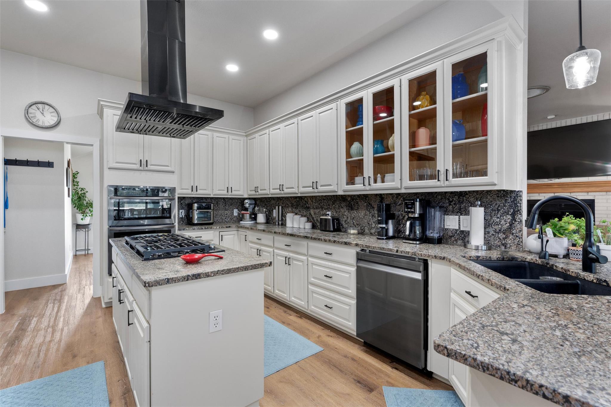 8010 County Road 110 Road Round Rock TX 78665
