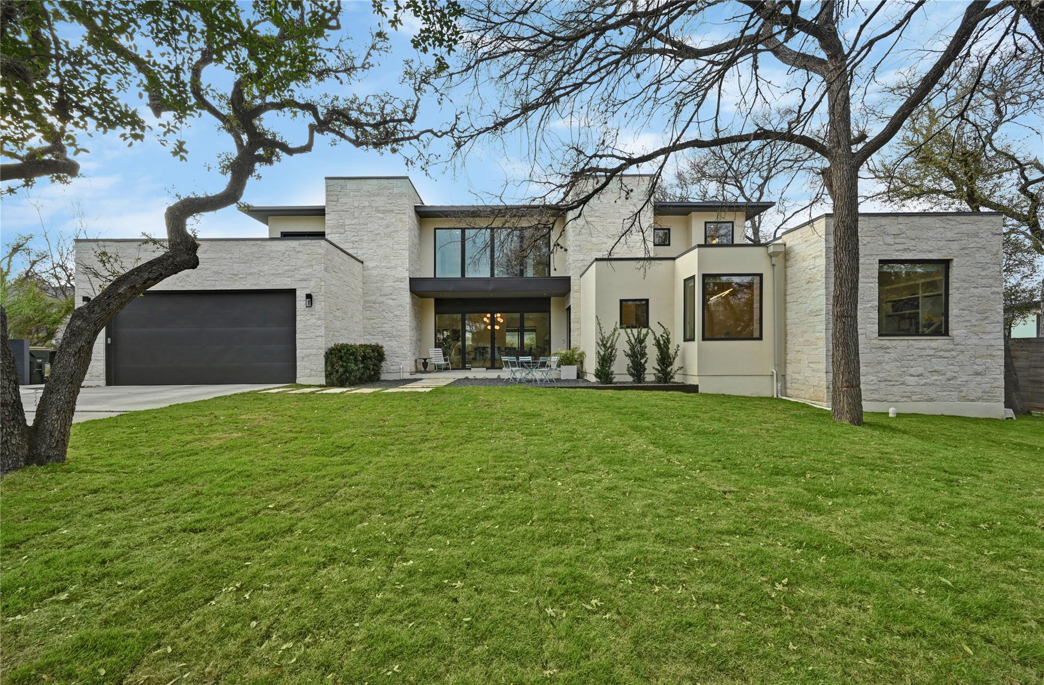 308 Briarwood Trail Austin TX 78746