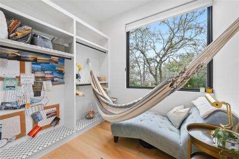 308 Briarwood Trail Austin TX 78746