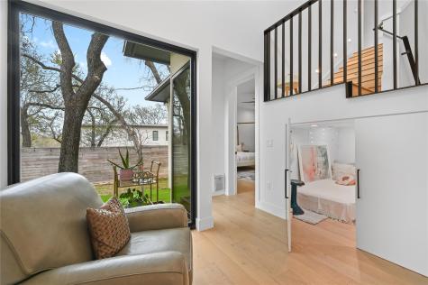 308 Briarwood Trail Austin TX 78746