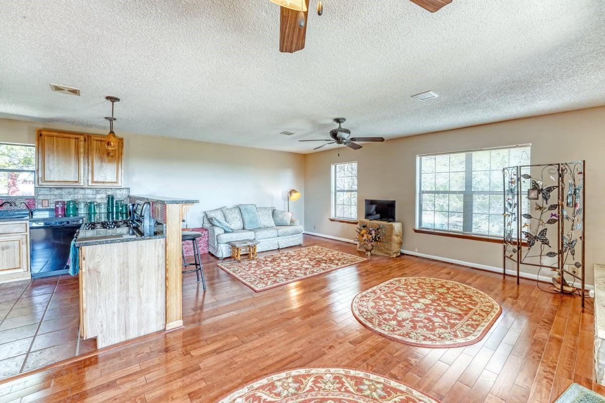 19818 Colina Drive Lago Vista TX 78645