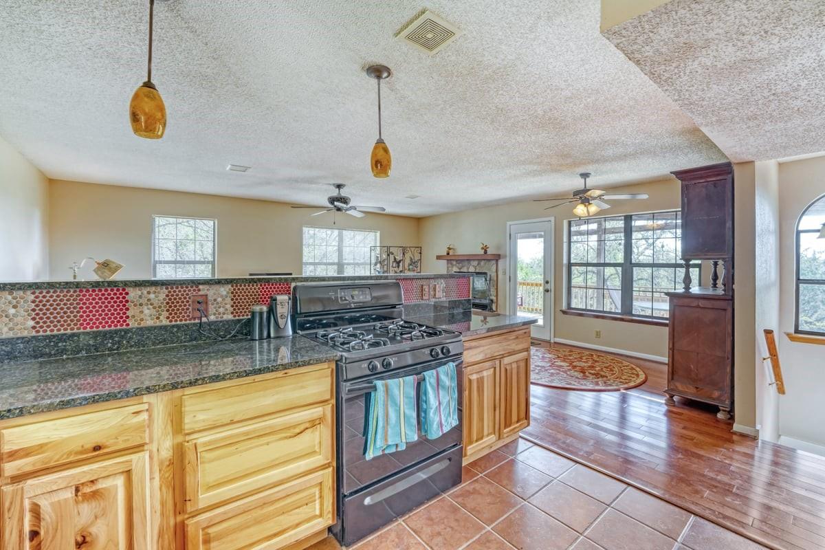 19818 Colina Drive Lago Vista TX 78645