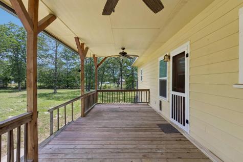 1811 W Old Lockhart Road West Point TX 78963