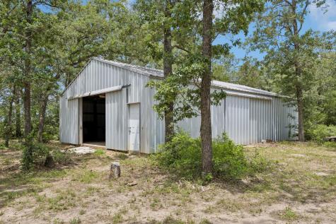 1811 W Old Lockhart Road West Point TX 78963