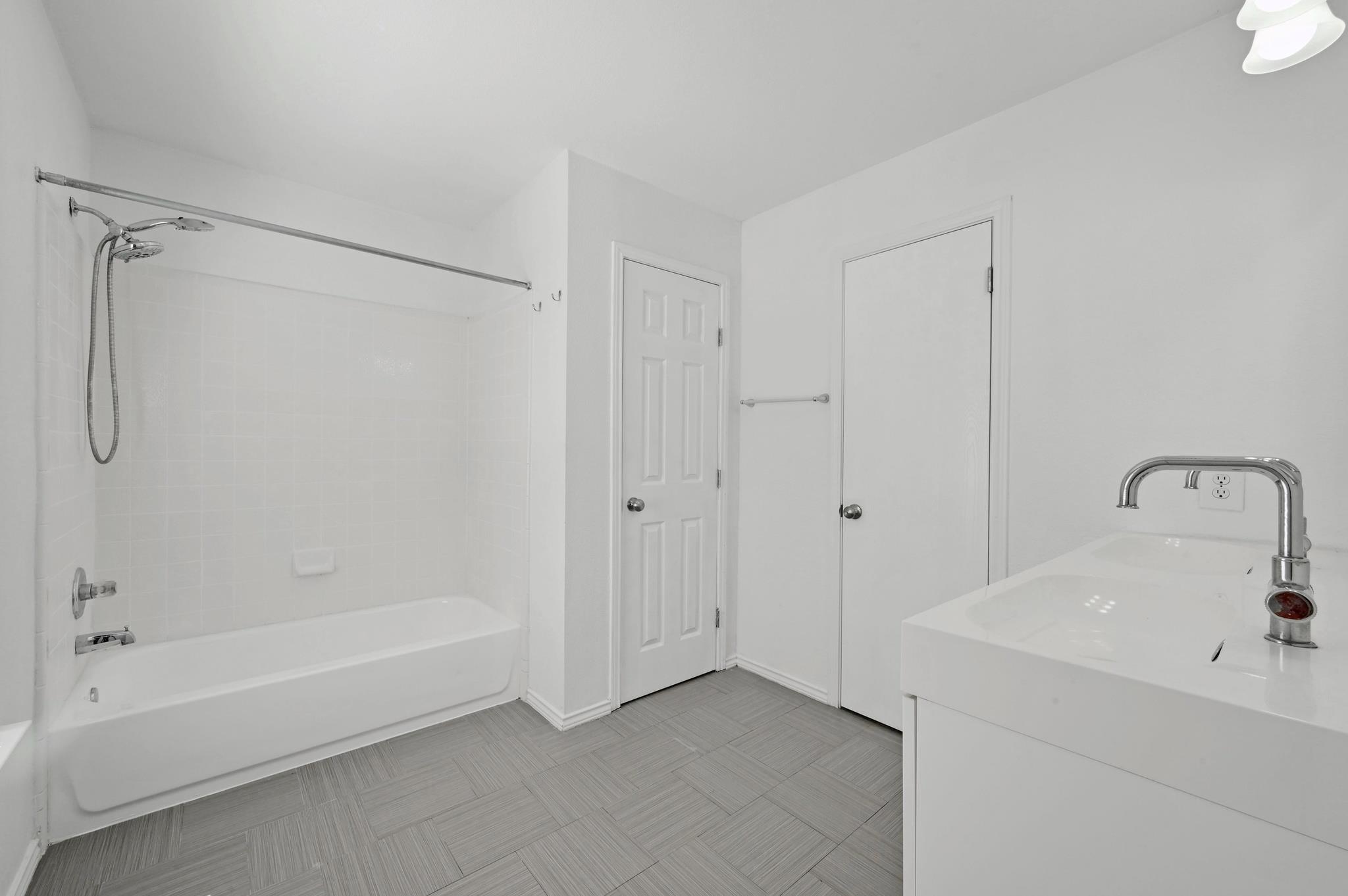 13520 Alysheba Drive Del Valle TX 78617