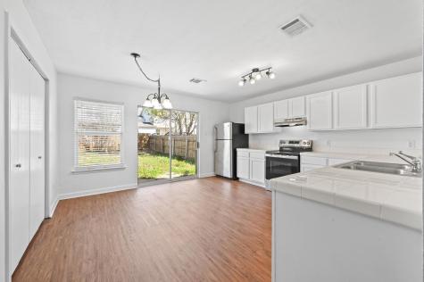13520 Alysheba Drive Del Valle TX 78617