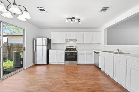 13520 Alysheba Drive Del Valle TX 78617