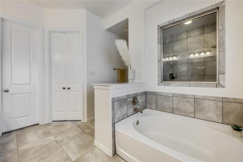 22207 Cape Travis Bend Lago Vista TX 78645