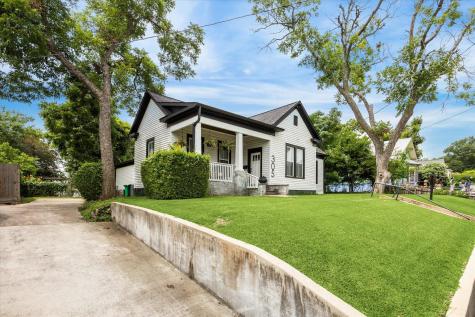 305 W Alamo Street Brenham TX 77833
