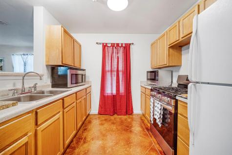 7104 Villita Avenida Street Austin TX 78741