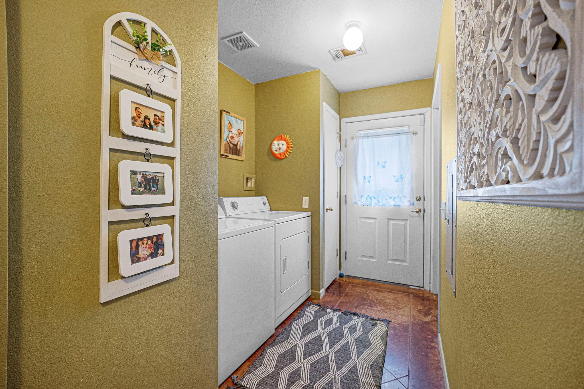 7104 Villita Avenida Street Austin TX 78741