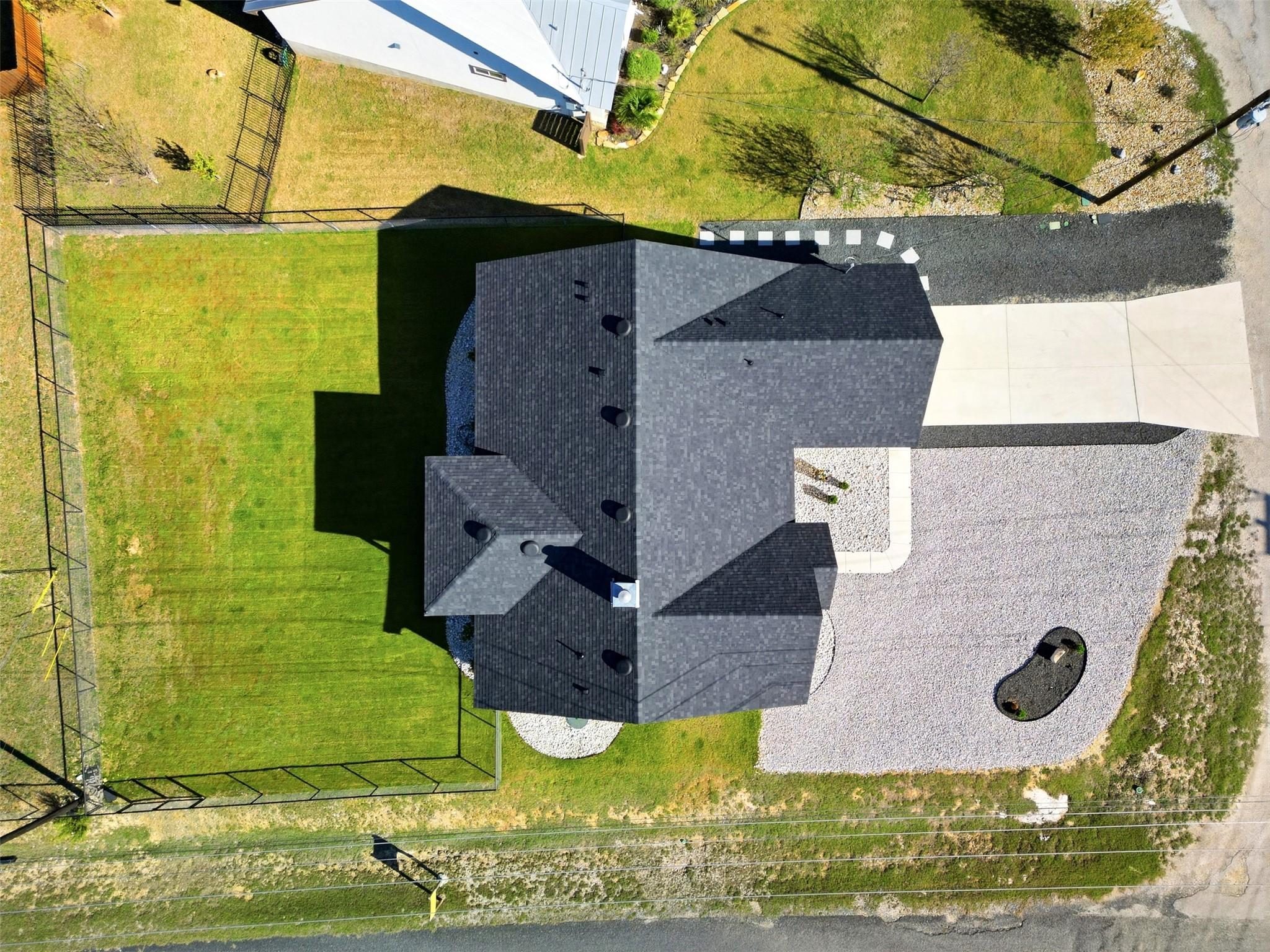 101 N Jerry Gray Blanco TX 78606