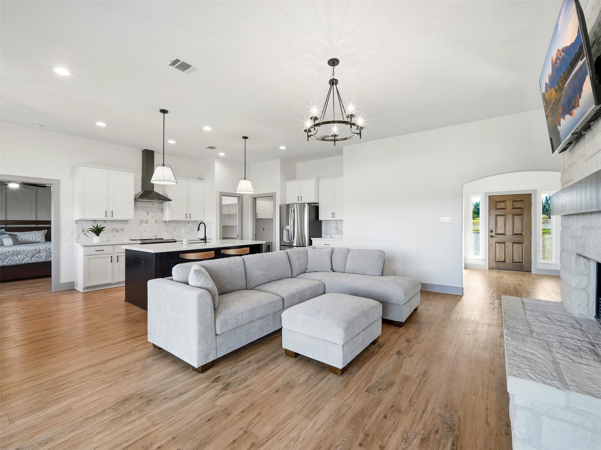 101 N Jerry Gray Blanco TX 78606