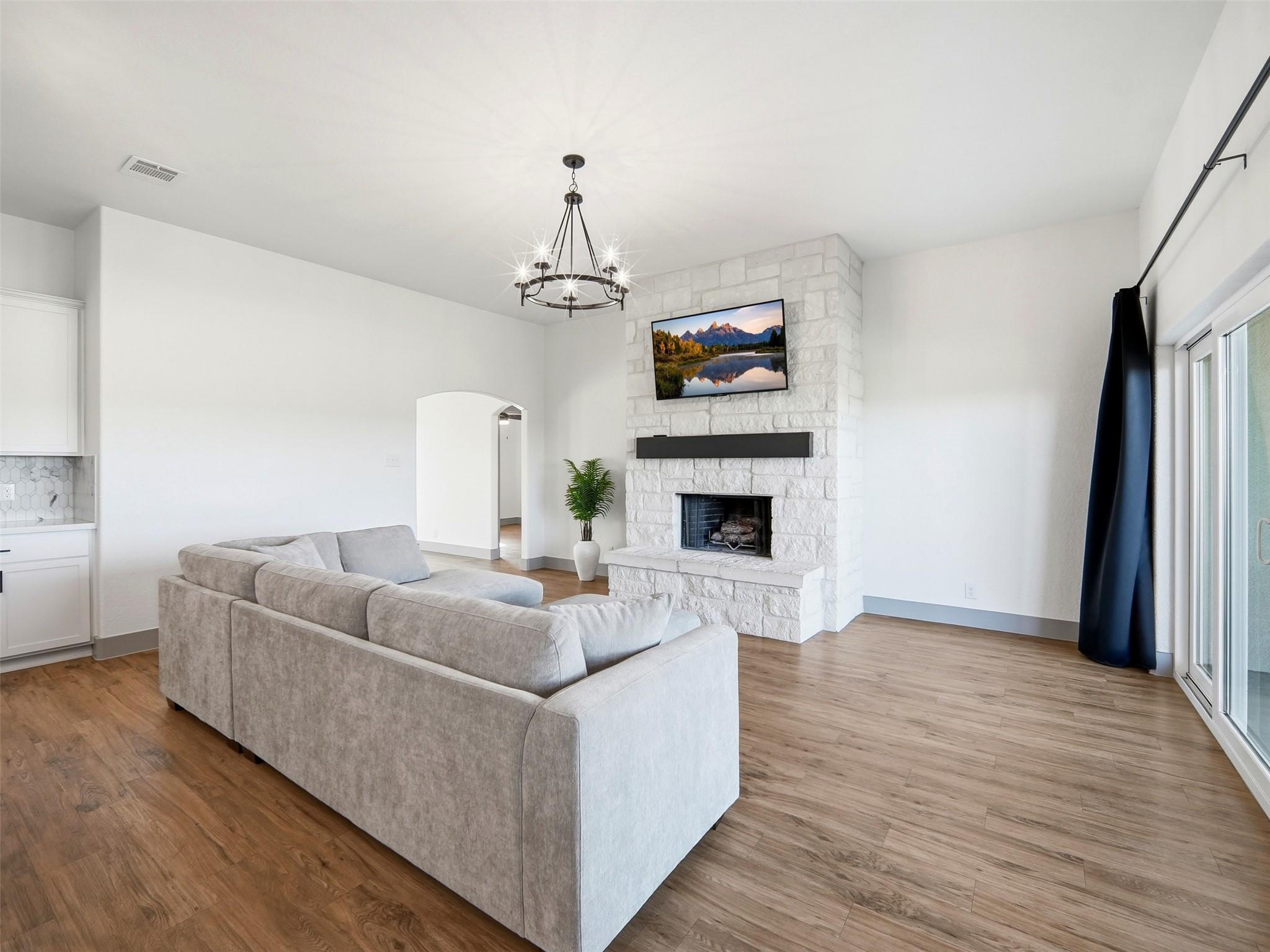 101 N Jerry Gray Blanco TX 78606