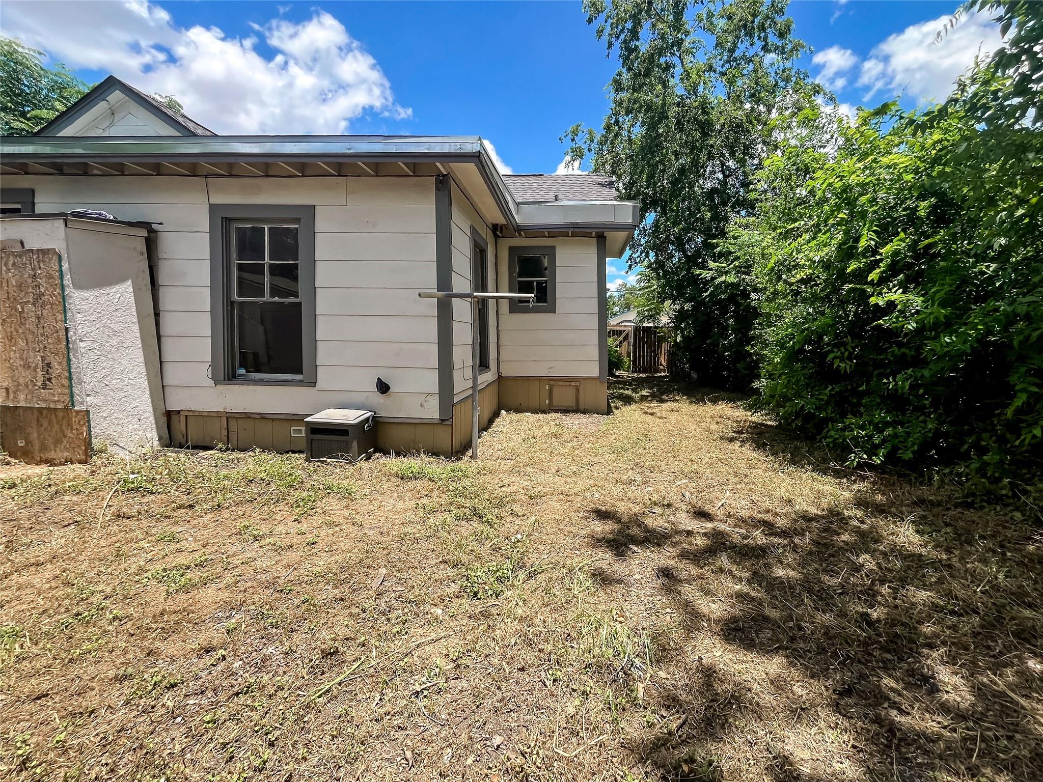 1216 Delaware Street San Antonio TX 78210