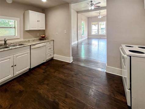 1216 Delaware Street San Antonio TX 78210