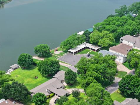 303 Stewart Street Meadowlakes TX 78654