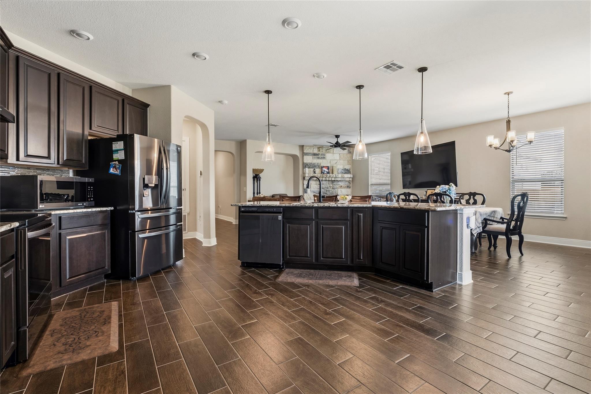 105 West Point Way Elgin TX 78621