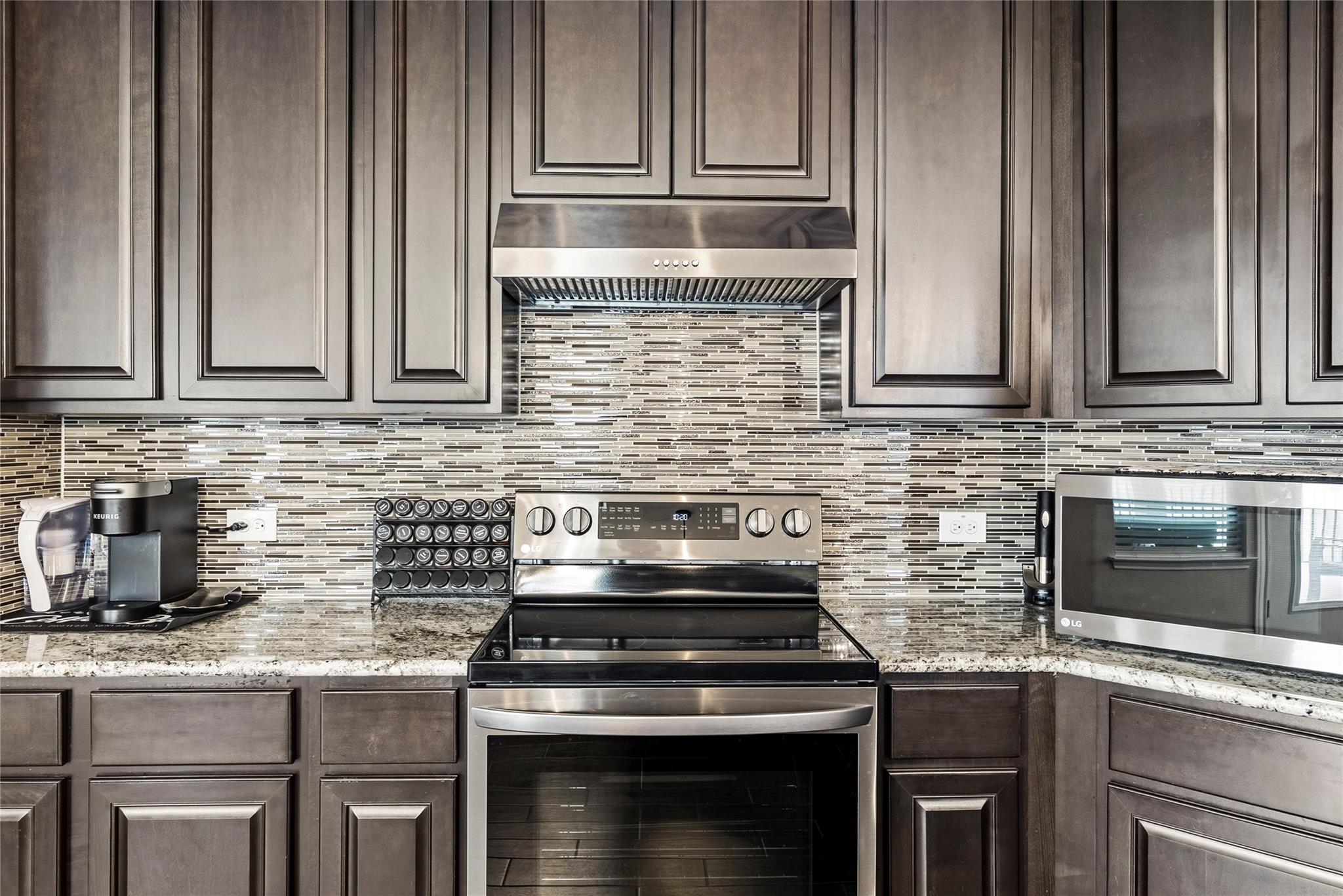 105 West Point Way Elgin TX 78621