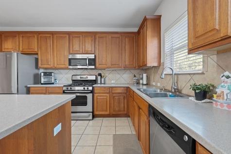 1024 Portchester Castle Path Pflugerville TX 78660
