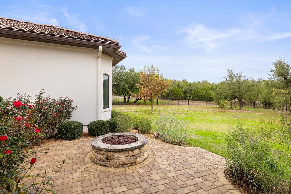 8609 Bellancia Drive Austin TX 78738