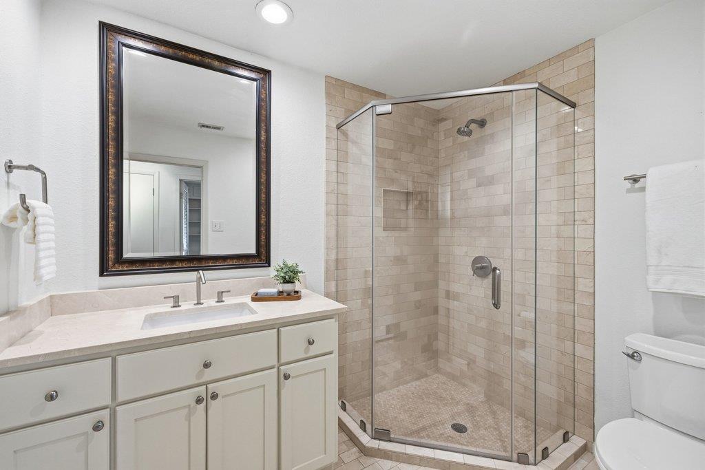 718 Bermuda Street Lakeway TX 78734